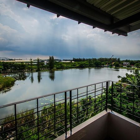 Na Siri Lake View Samut Prakan Dış mekan fotoğraf