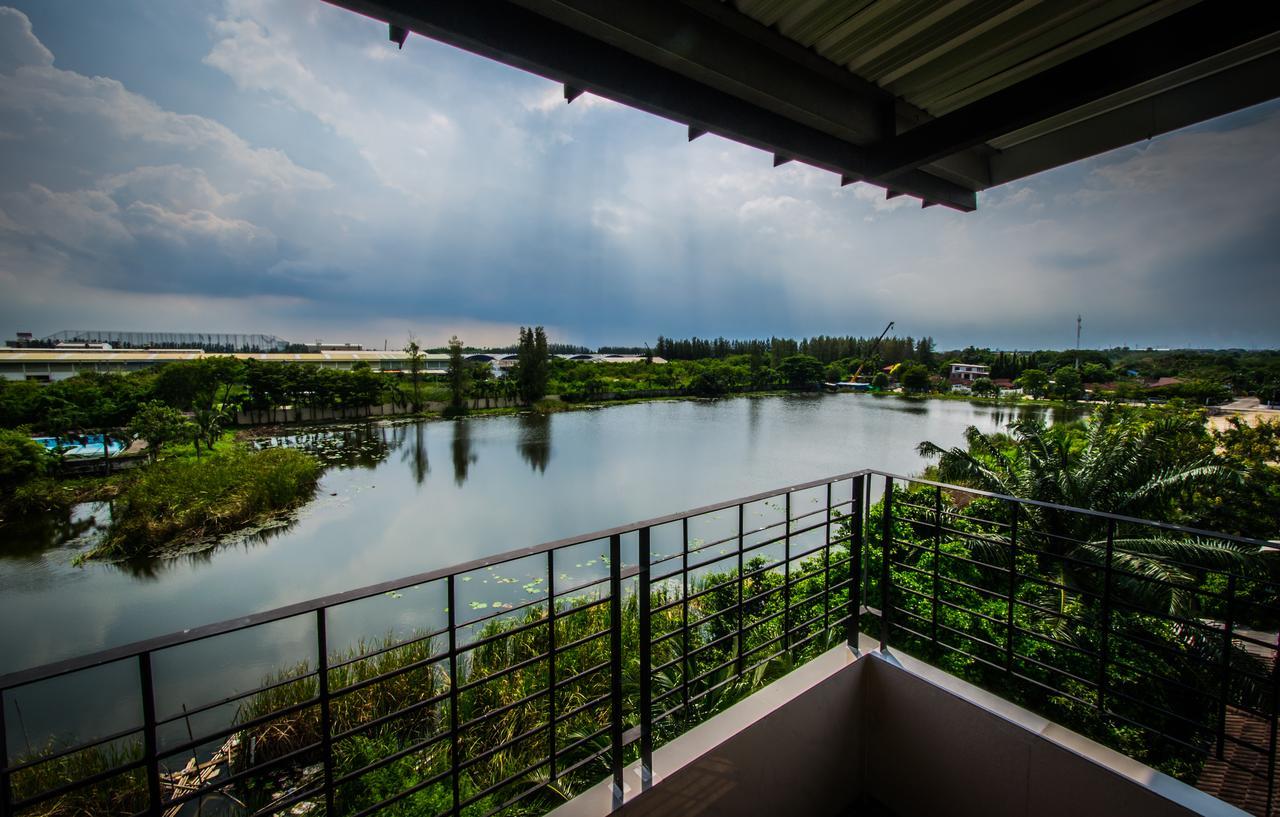 Na Siri Lake View Samut Prakan Dış mekan fotoğraf